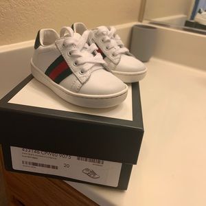 Toddler boy Gucci shoes size 22 (4c)